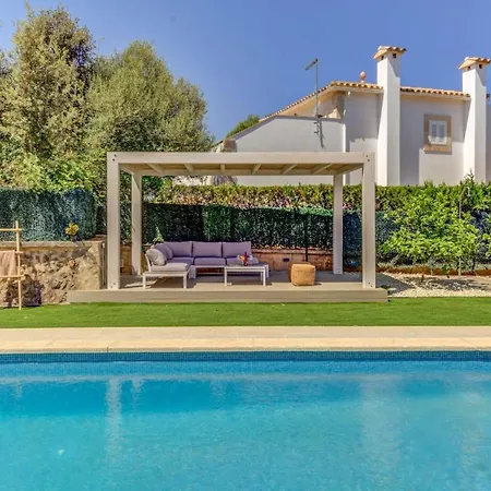 Deluxe Mallorca I Upmarket Location I Maria Bonaire I 4 Bedrooms I Close To The I Alcudia (Mallorca)