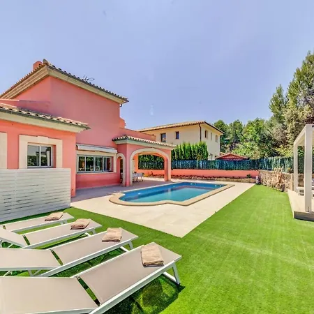 Deluxe Mallorca I Upmarket Location I Maria Bonaire I 4 Bedrooms I Close To The I Villa