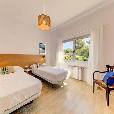 Villa Deluxe Mallorca I Upmarket Location I Maria Bonaire I 4 Bedrooms I Close To The I Alcudia (Mallorca)