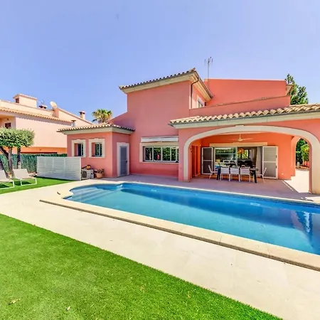 Deluxe Mallorca I Upmarket Location I Maria Bonaire I 4 Bedrooms I Close To The I * Alcudia (Mallorca)
