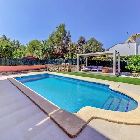 Deluxe Mallorca I Upmarket Location I Maria Bonaire I 4 Bedrooms I Close To The I Alcudia (Mallorca)